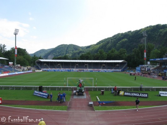 Stadion Oberwerth Südkurve